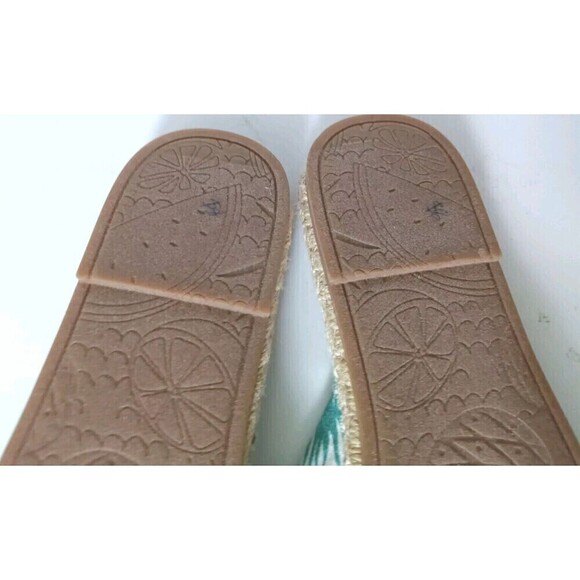 Jelly Pop Sandals Green Palm Size 8 Slip-on Espadrilles Crossover Flats Comfort - Picture 8 of 8